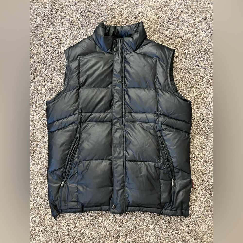 Tumi down puffer vest transferable bag black medium